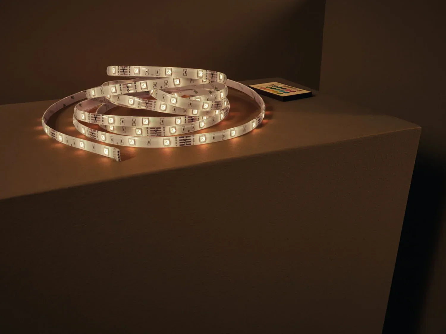 LIVARNO home Bande LED 5 m, avec changement de couleur et tlcommande