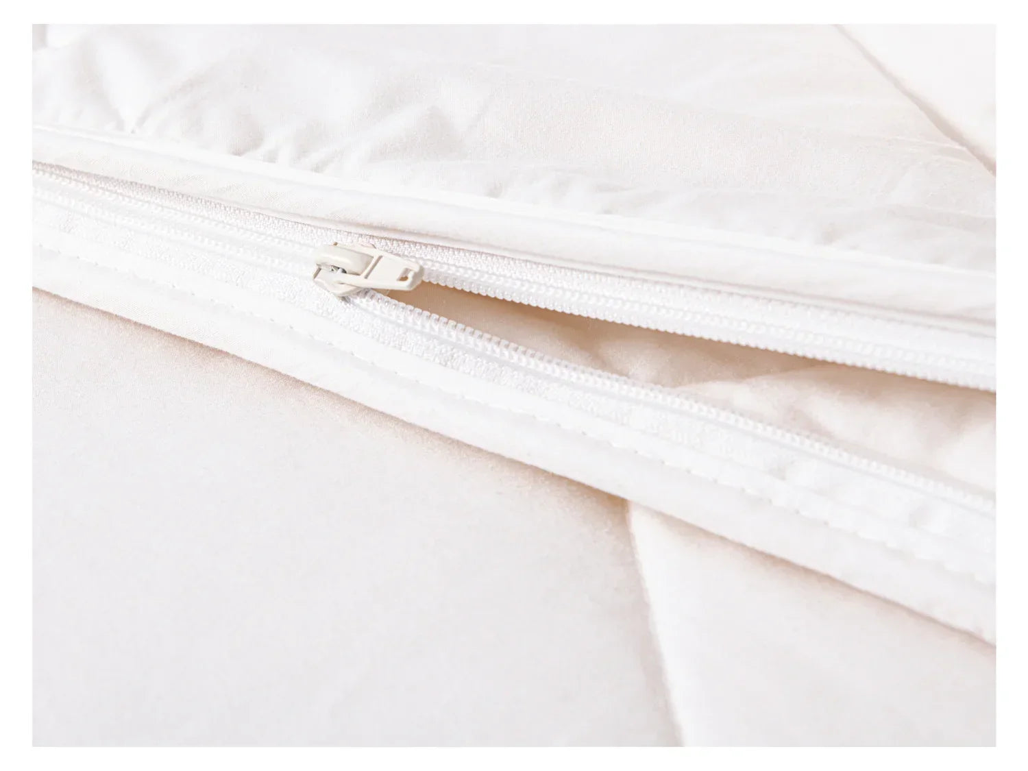 TXL Comfort Couette 4 saisons en laine, 240 x 220 cm