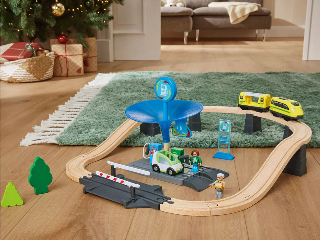 Playtive Set de chemin de fer et station-service en bois