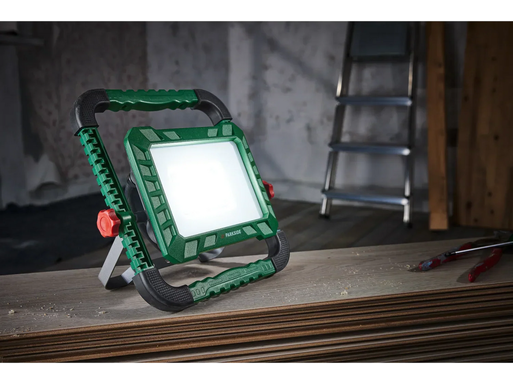 PARKSIDE Projecteur de chantier LED, PASL 44 A1